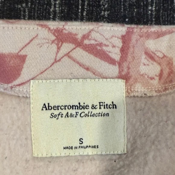 Abercrombie & Fitch Pink Camo Sunday Set - Picture 4 of 9